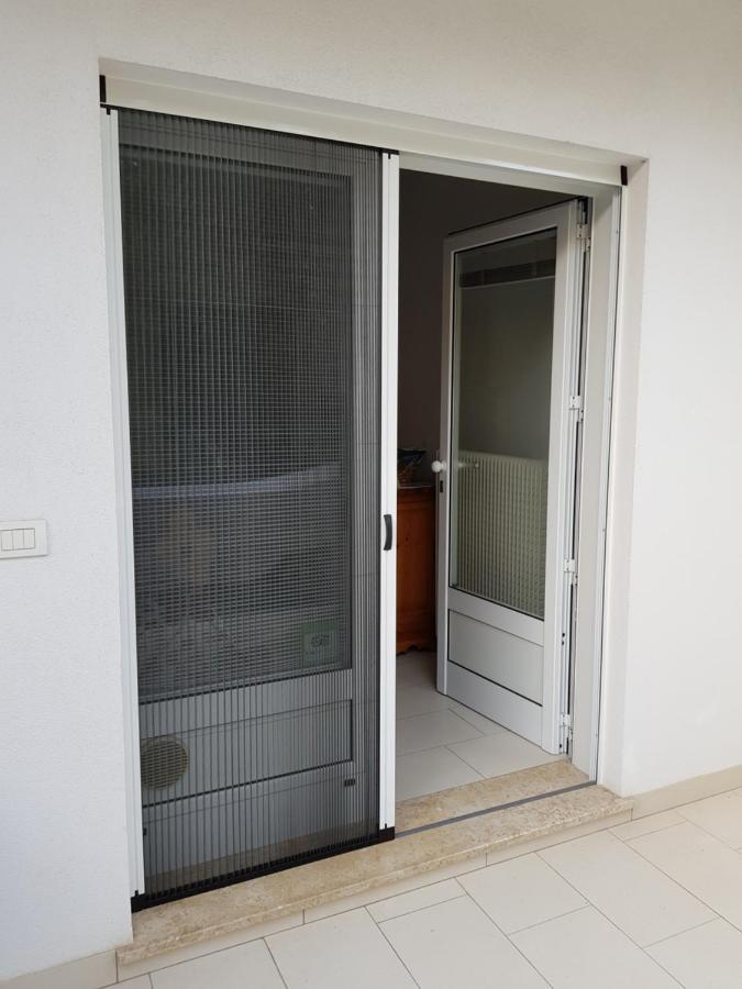 Villa Flora غرادو المظهر الخارجي الصورة