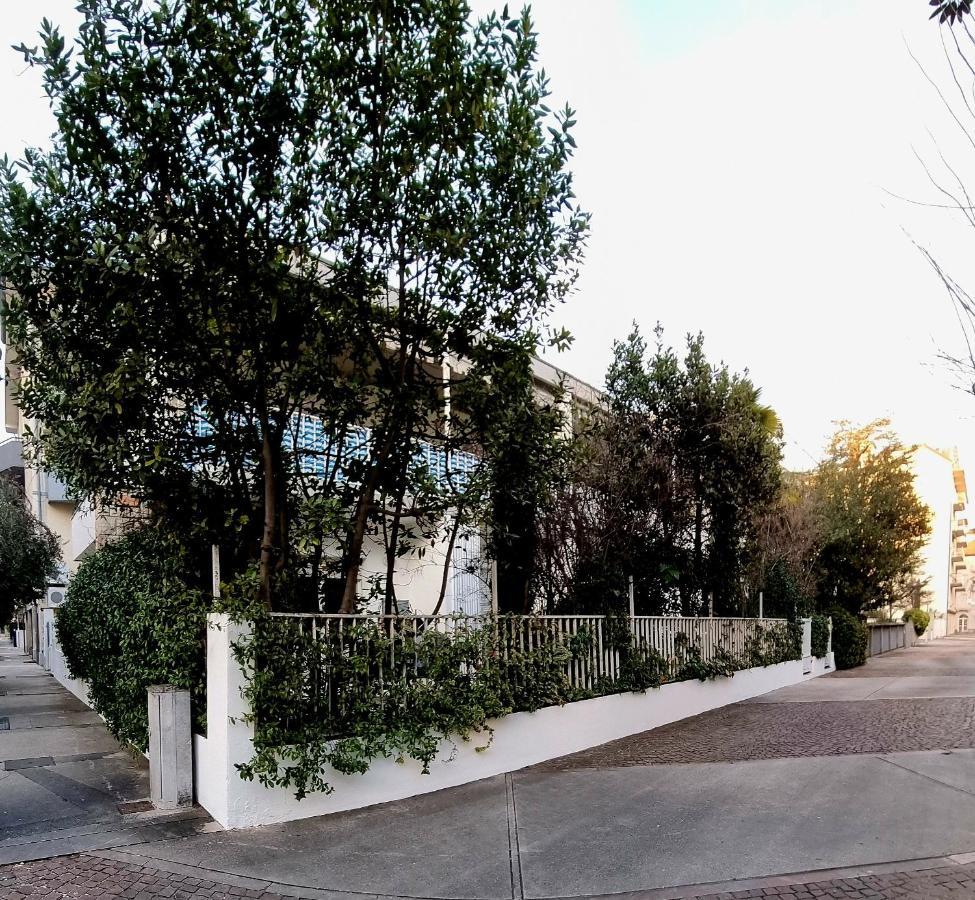 Villa Flora غرادو المظهر الخارجي الصورة