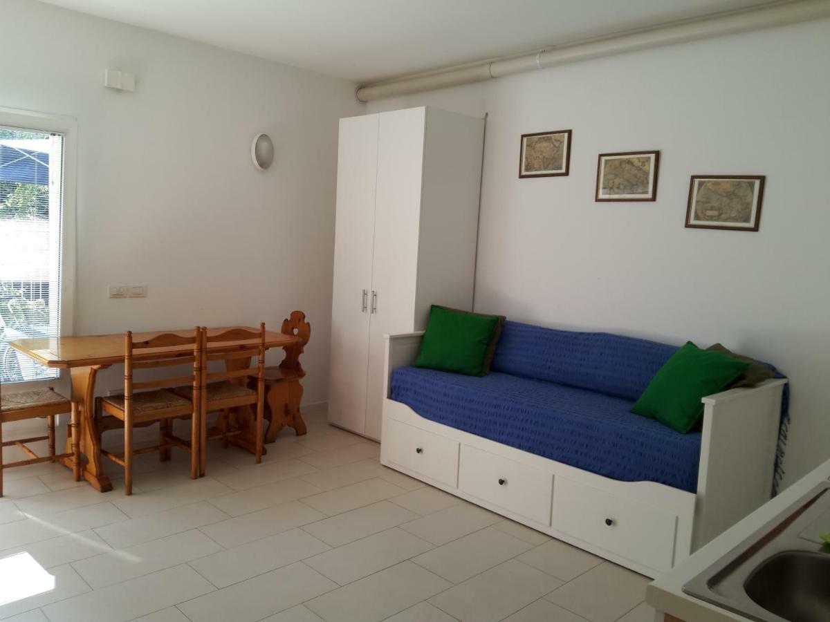 Villa Flora غرادو المظهر الخارجي الصورة