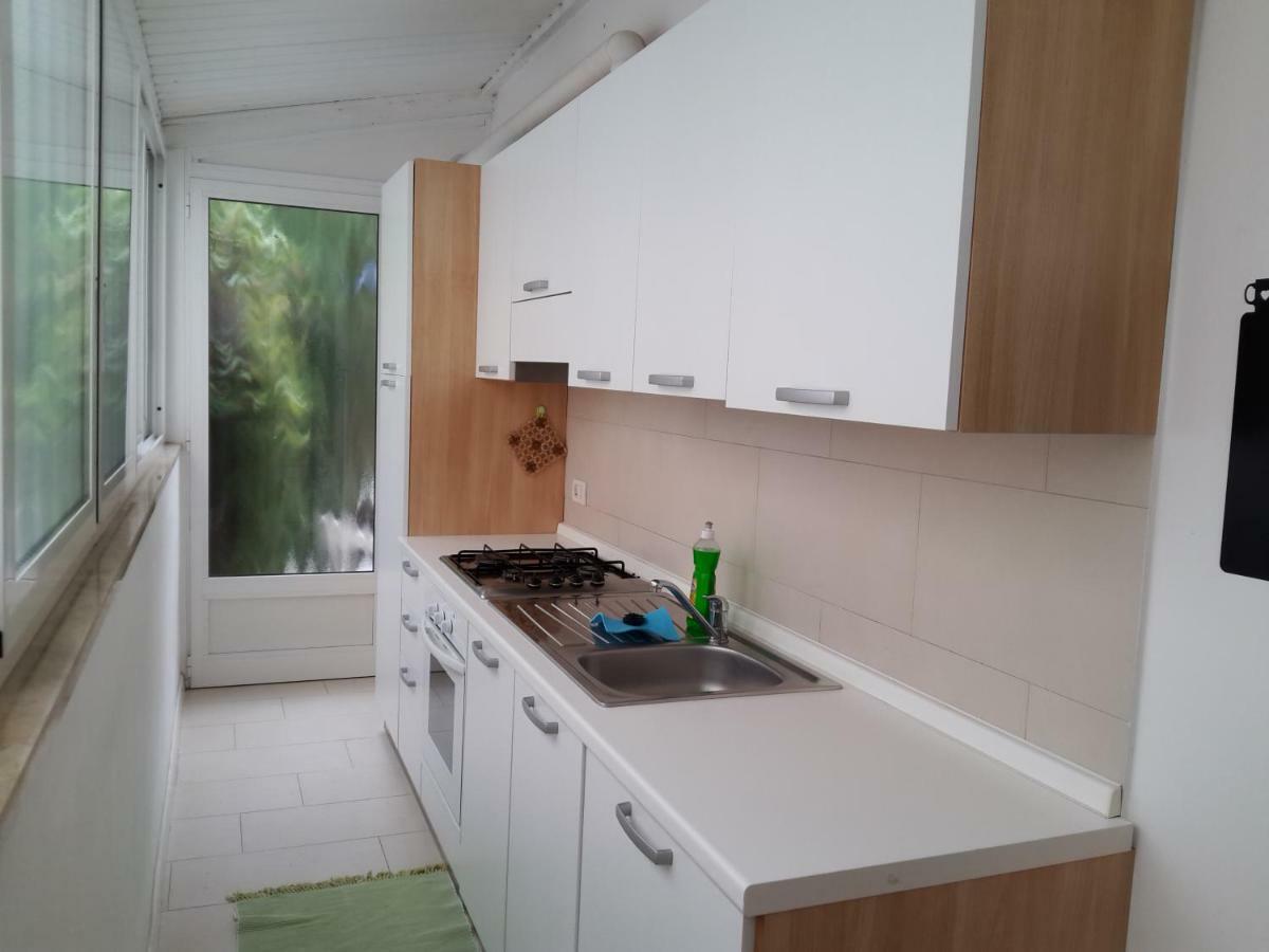 Villa Flora غرادو المظهر الخارجي الصورة